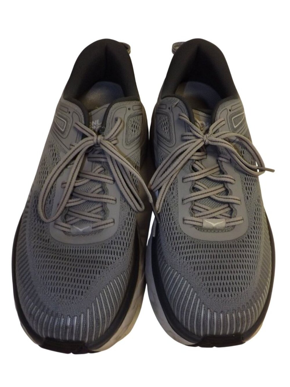 Hoka One One Mens Sneakers 9.5 2E Bondi 7 Wide Gray Black Mesh Running Shoes